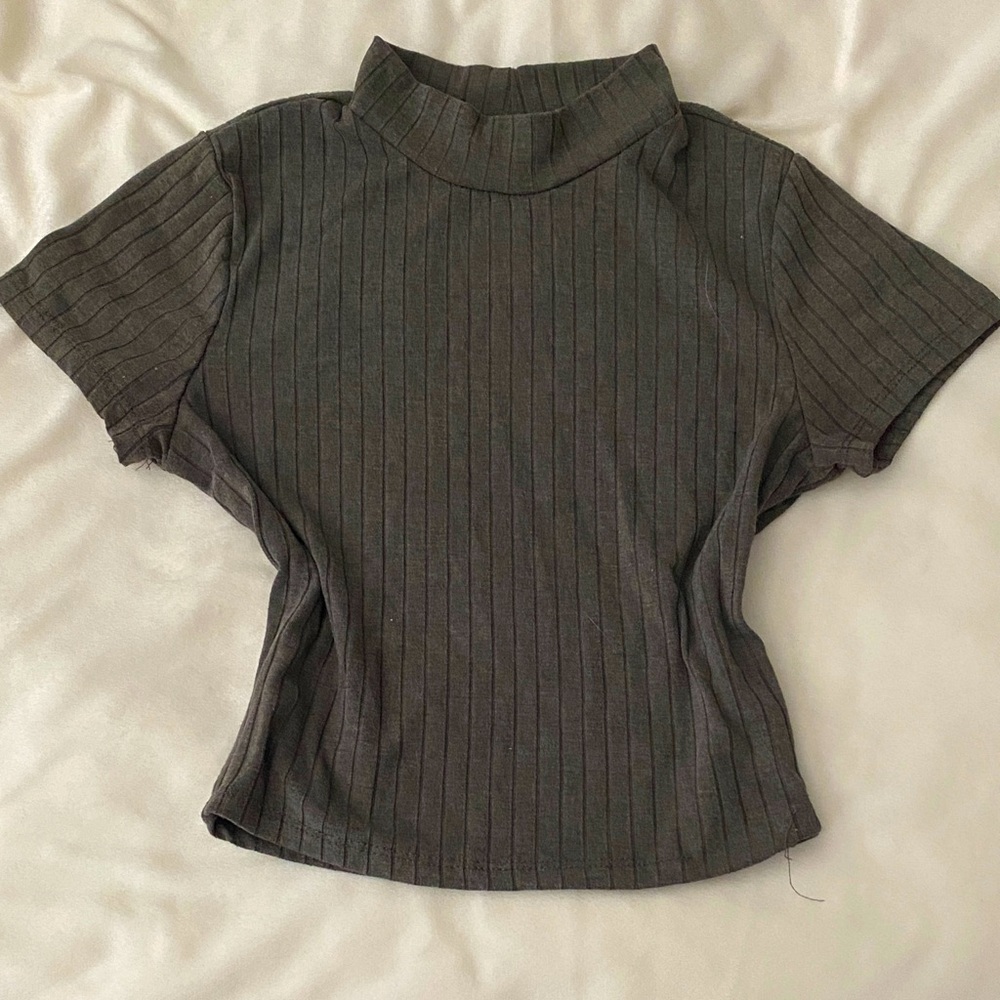 Bozzolo Charcoal Ribbed Short Sleeve Top